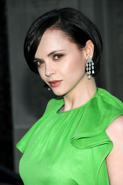 christina ricci makeup. Christina Ricci#39;s short and