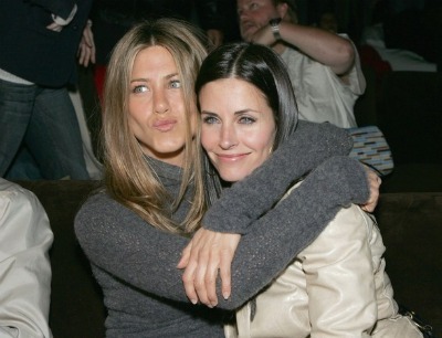 Courteney Cox &amp; Jennifer Aniston