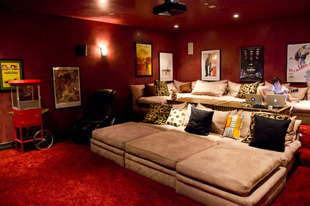 Movies Theatre on Home Theatre   Real Housewives Of Beverly Hills  Dana Wilkey S Home