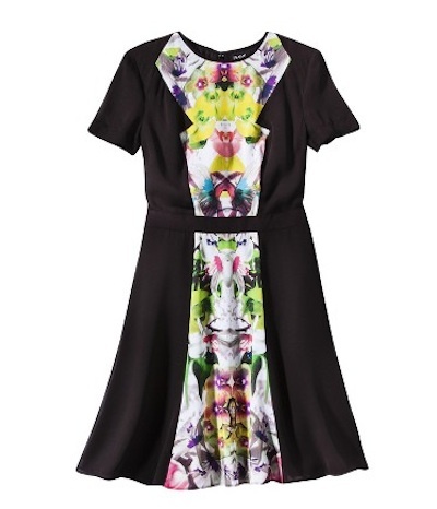 Short sleeve dress