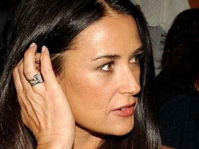 Demi Moore on Demi Moore   Celebrity Engagement Rings