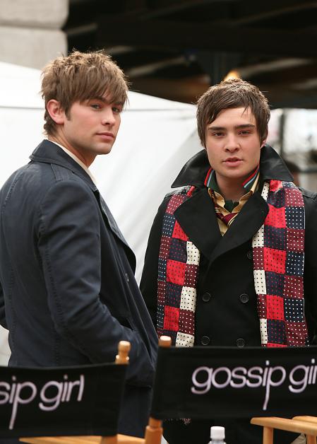 Ed Westwick and Chase Crawford on Gossip Girls set