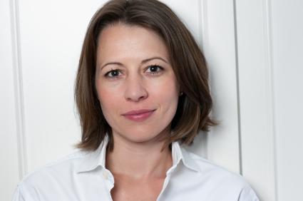 Shoulder Skimming Bob with Long Layers