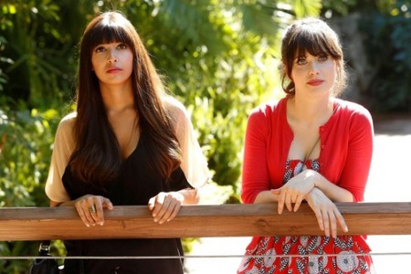 Hannah Simone 
