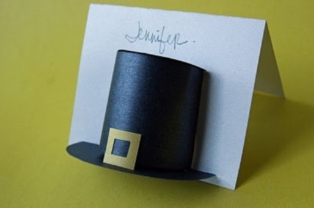 Pilgrim hat place card holder