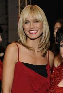Heidi Klum is a lady in red.