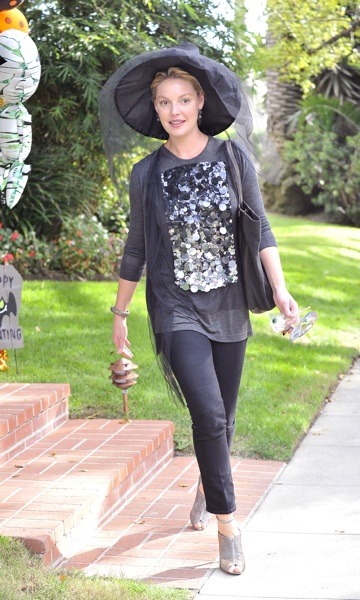 Katherine Heigl in hat
