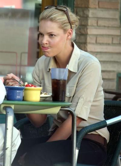 Katherine Heigl Caught Making a Hilarious Face