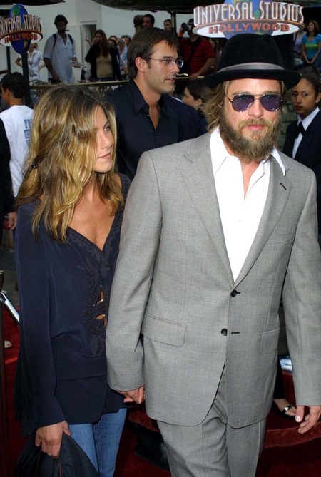 Jennifer Aniston &amp; Brad Pitt (2002)