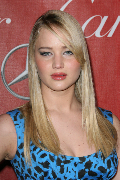 Jennifer Lawrence's long blonde hairstyle