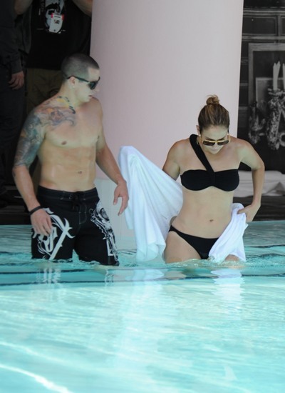 Jennifer Lopez at the pool