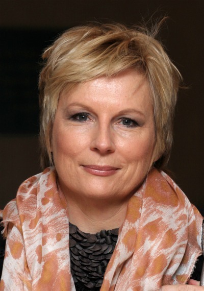 Jennifer Saunders 