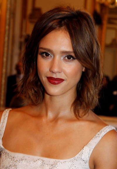Jessica Alba Hairstyles With Bangs. jessica alba hairstyles with angs. Jessica+alba+hairstyles+