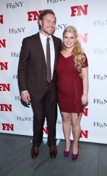 Jessica Simpson is pregnant...again!