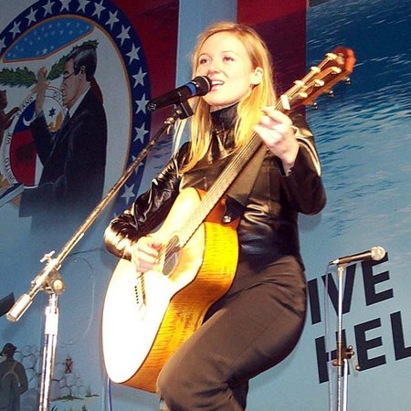 Jewel political rally