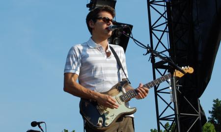 Mayer outside live