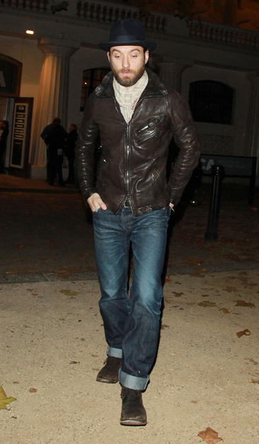 Jude Law looking scruffy