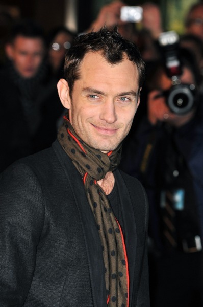 Jude Law wearing a polka-dot scarf at the 'Sherlock Holmes' premiere
