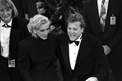 Julia Roberts and Kiefer Sutherland