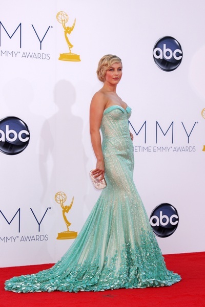 Jullianne Hough is all glamour at Emmys
