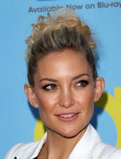 Kate Hudson up-do