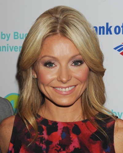 Kelly Ripa's natural beauty