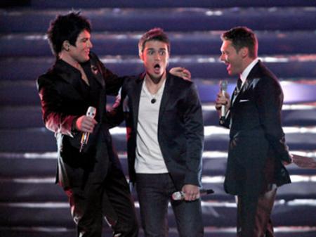 Kris Allen reacts in disbelief?