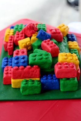 Birthday Party Pictures on Lego Birthday Cake
