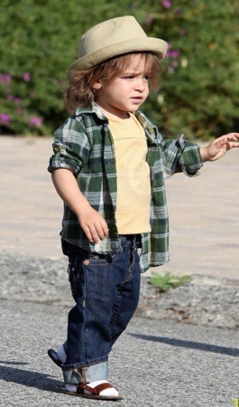 Levi Alves McConaughey is a covered up cutie