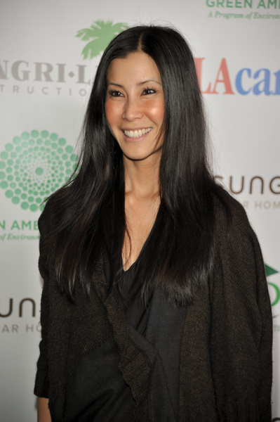 Lisa Ling's straight, sleek hairstyle