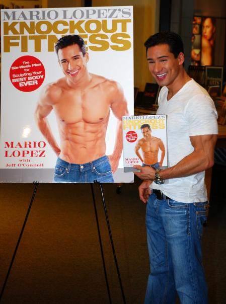 Mario Lopez book signing
