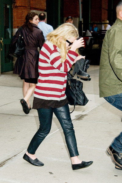 Mary-Kate looks chic in stripes