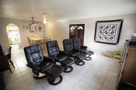 Kinkle Media Room: Before