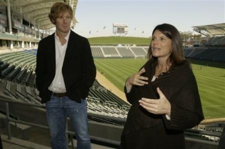 Mia Hamm and Alexi Lalas