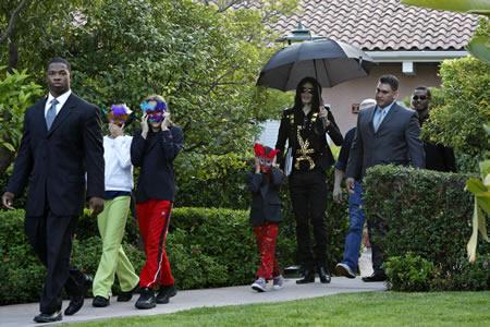Michael Jackson with his children