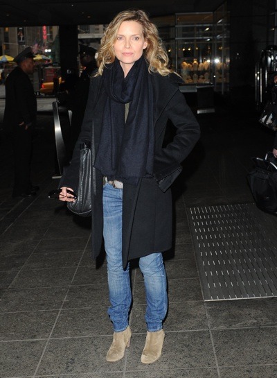 Michelle Pfeiffer in jeans