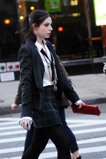 Michelle Trachtenberg on the set of Gossip Girl