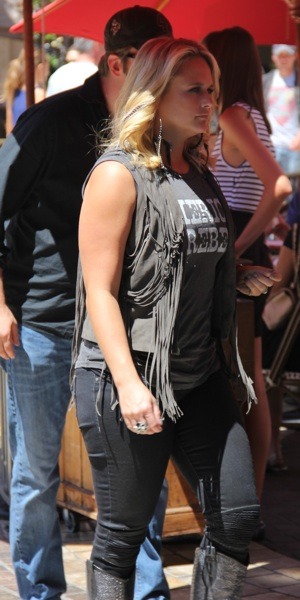 Miranda Lambert in grey vest