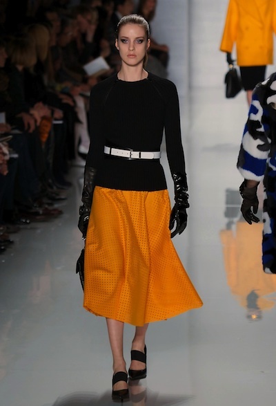 Flowing fall skirt