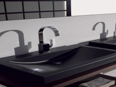 Bathroom Idea on Modern Black Above Counter Sink   Black And White Bathroom Ideas