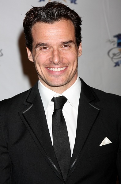 Antonio Sabtao, Jr., at Elton John Oscar Event