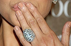 Nude nails