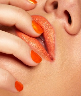 Orange Lips &amp; Nails