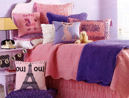 Oui Oui Paris Girls Bedding Set - Girls' bedroom ideas