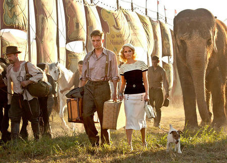 Robert Pattinson with Reese in Water for Elephants