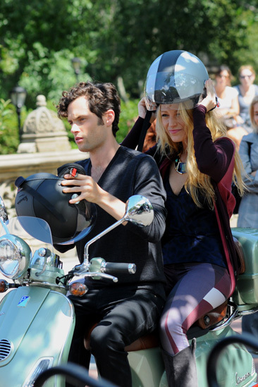 Penn Badgley &amp; Blake Lively