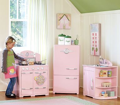 Pink Retro Kitchen 