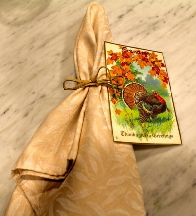 Place card napkin rings