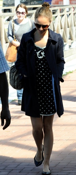 Natalie Portman in polka dots