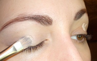 Step 1: Prime your eye